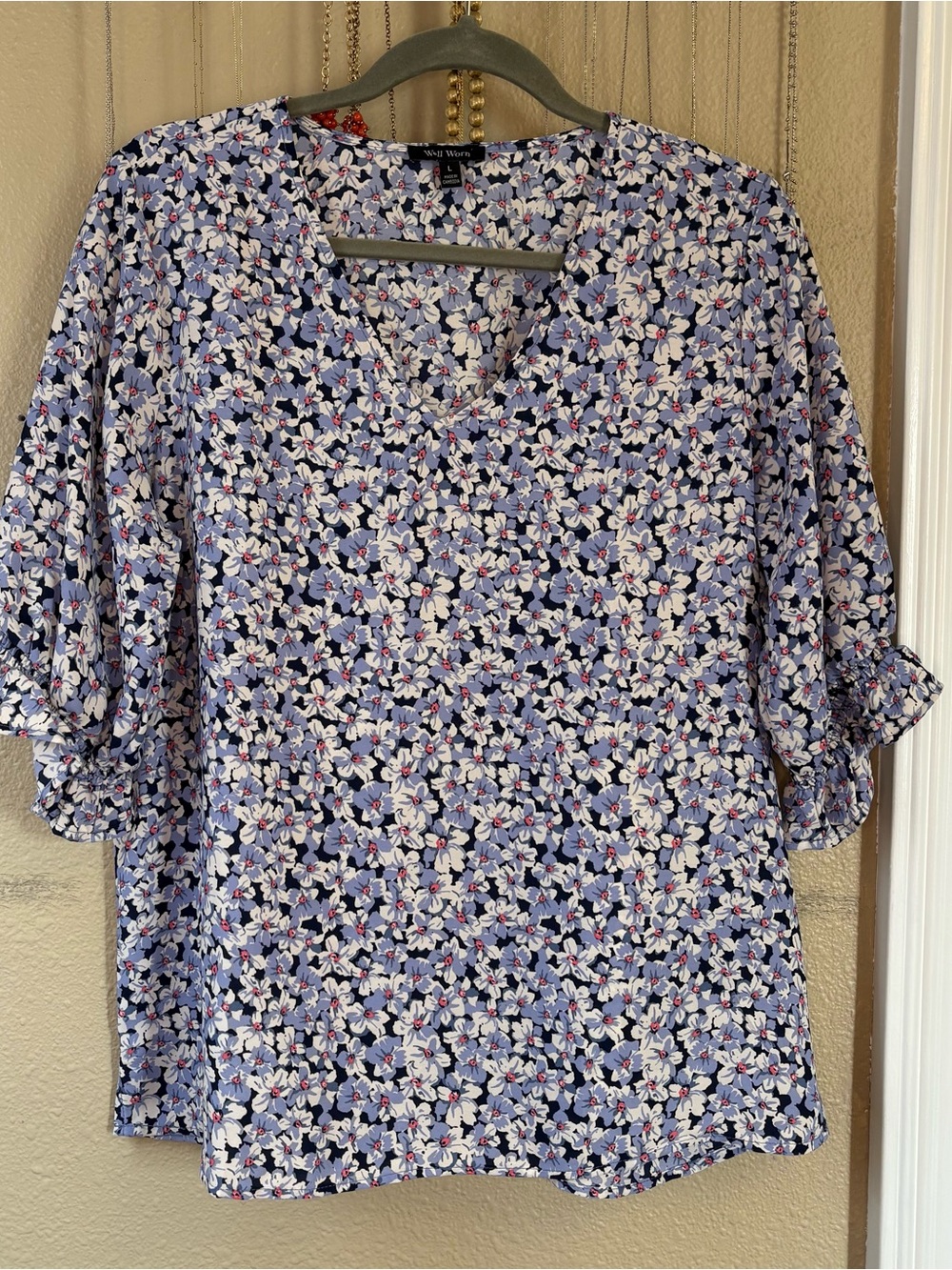 Floral V-Neck Blouse
